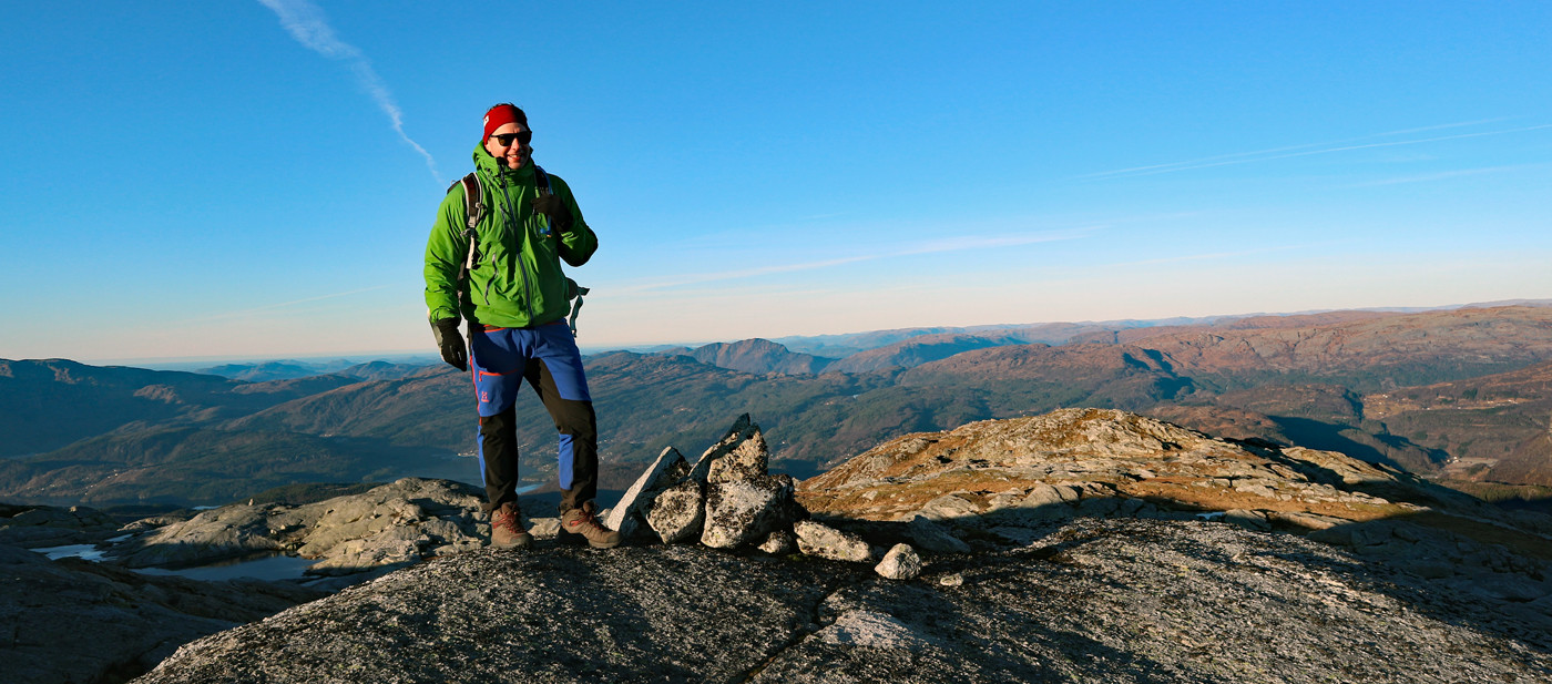 Jarlandsfjellet 1054 moh fra Holmane – fjellturer i Samnanger