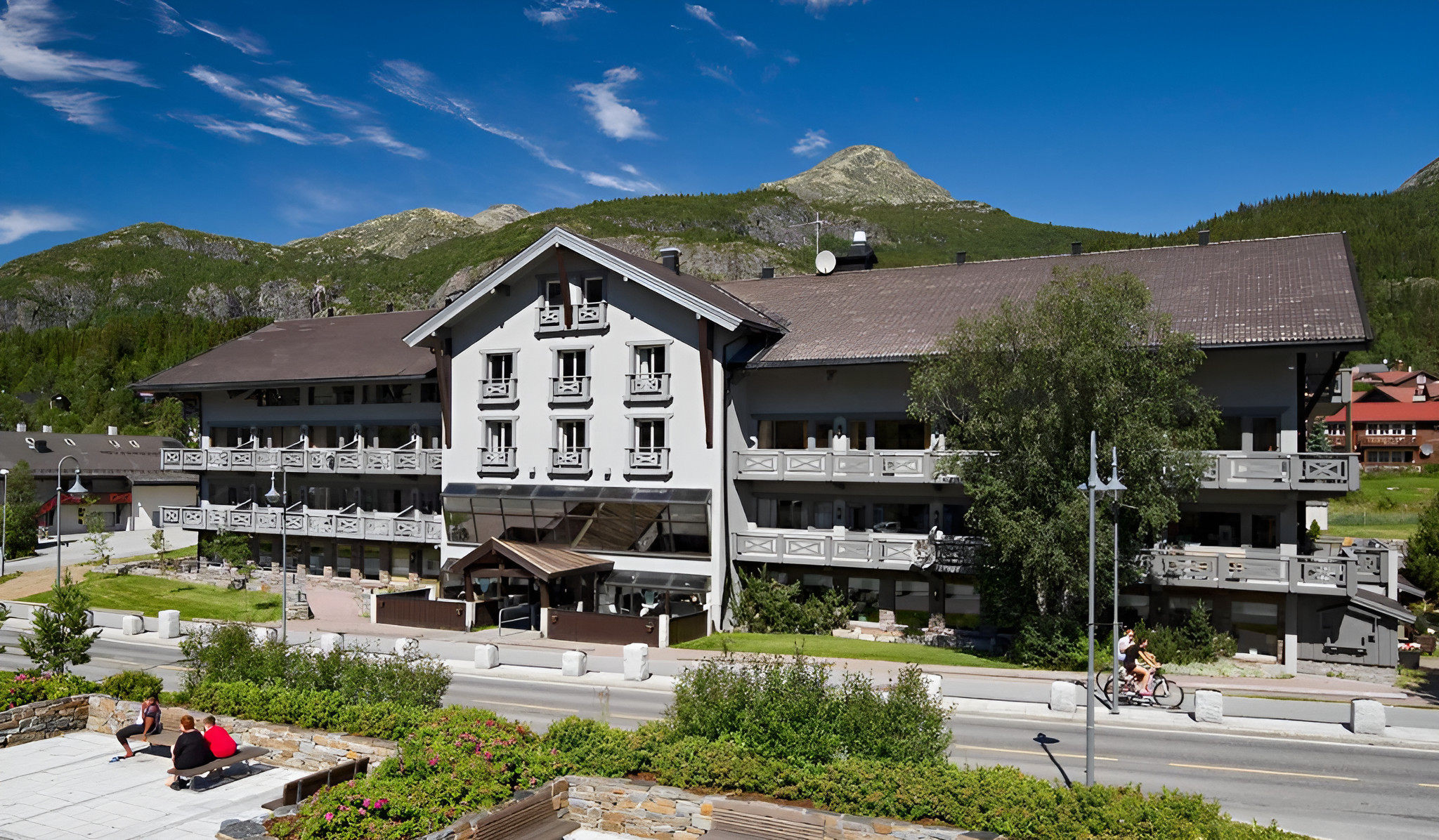 Skogstad Hotell & Fjellresort
