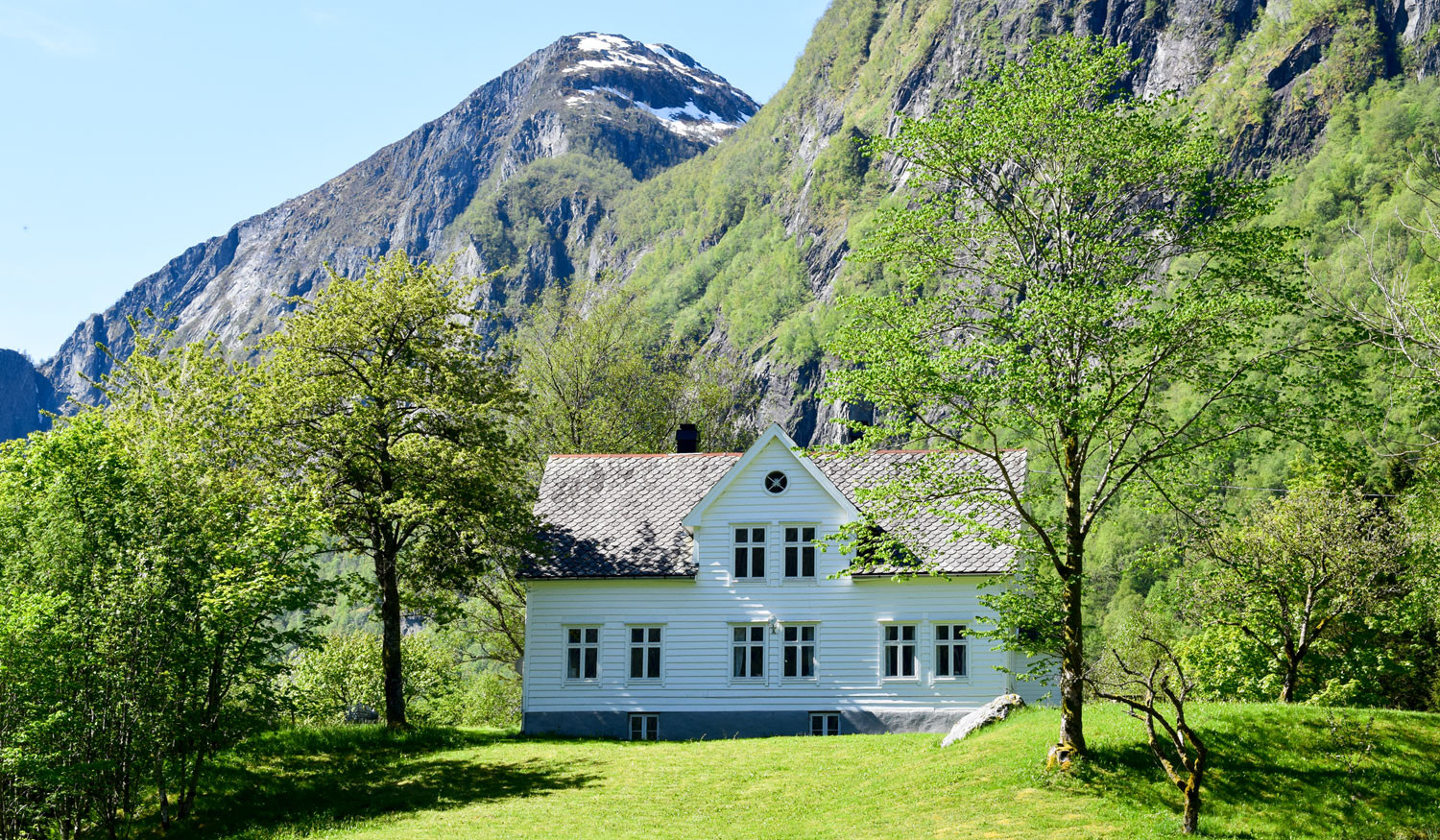 Overnatting Sørebø Gard