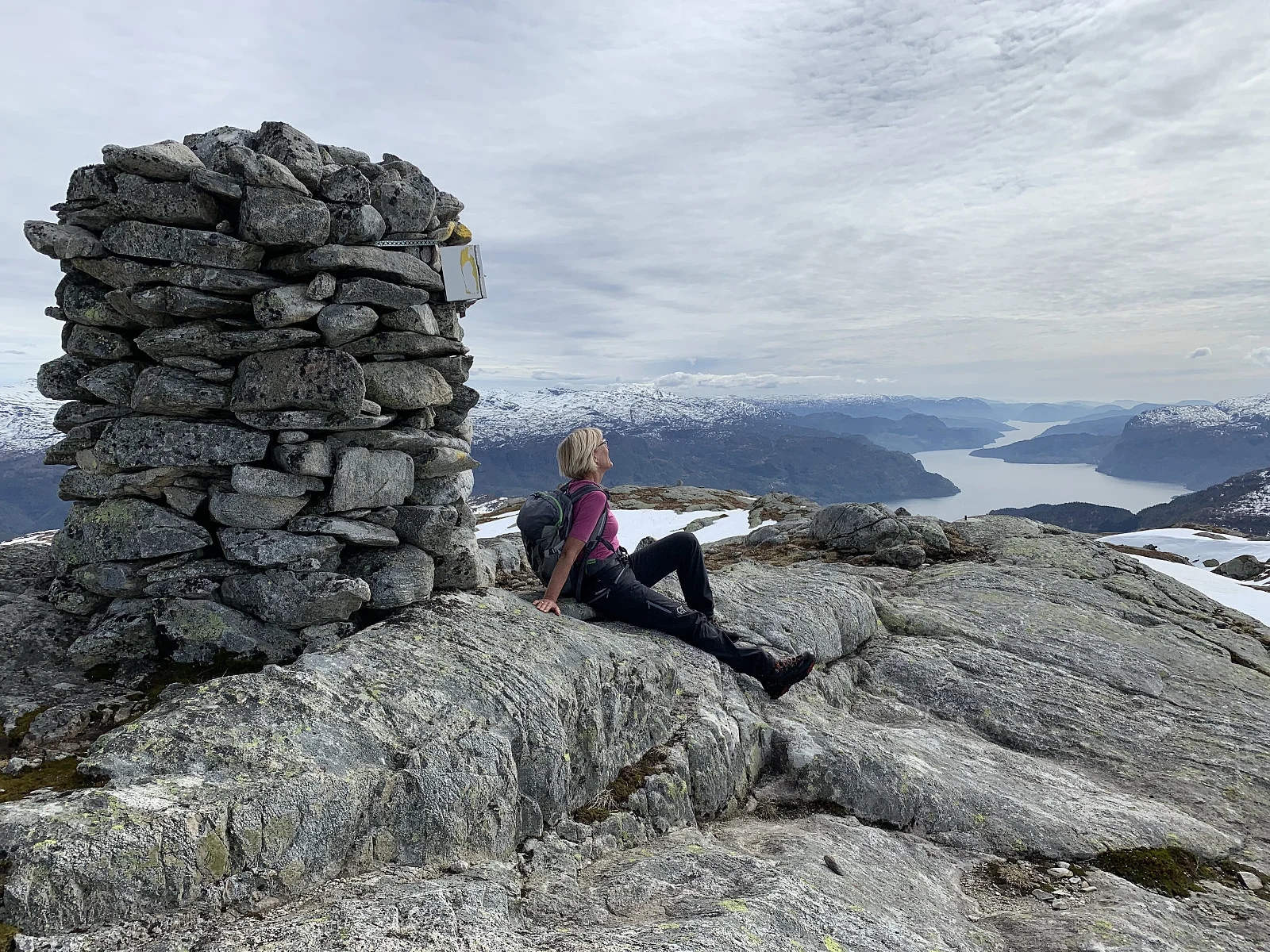 Liasetnuten (976 moh)