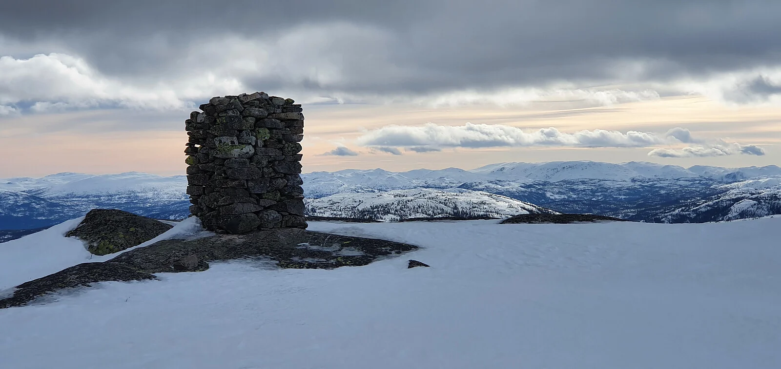 Venåsfjellet (1037 moh)