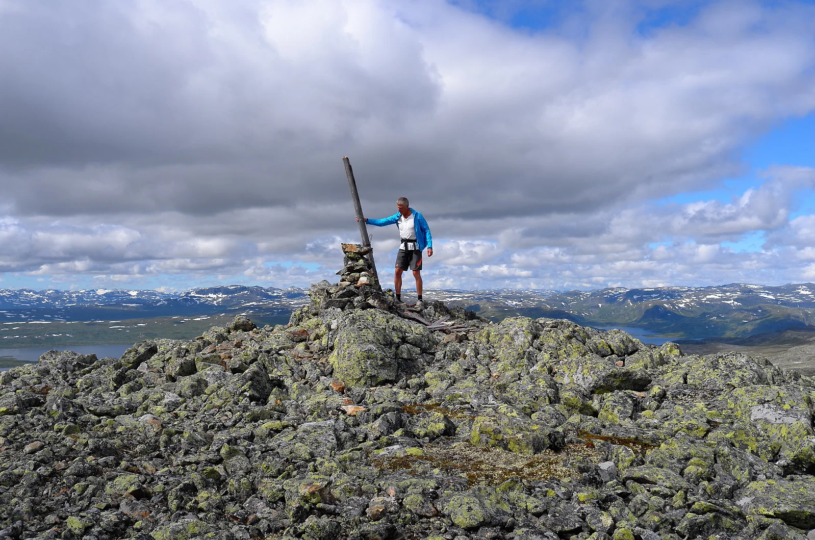 Reineskarvet (1789 moh)