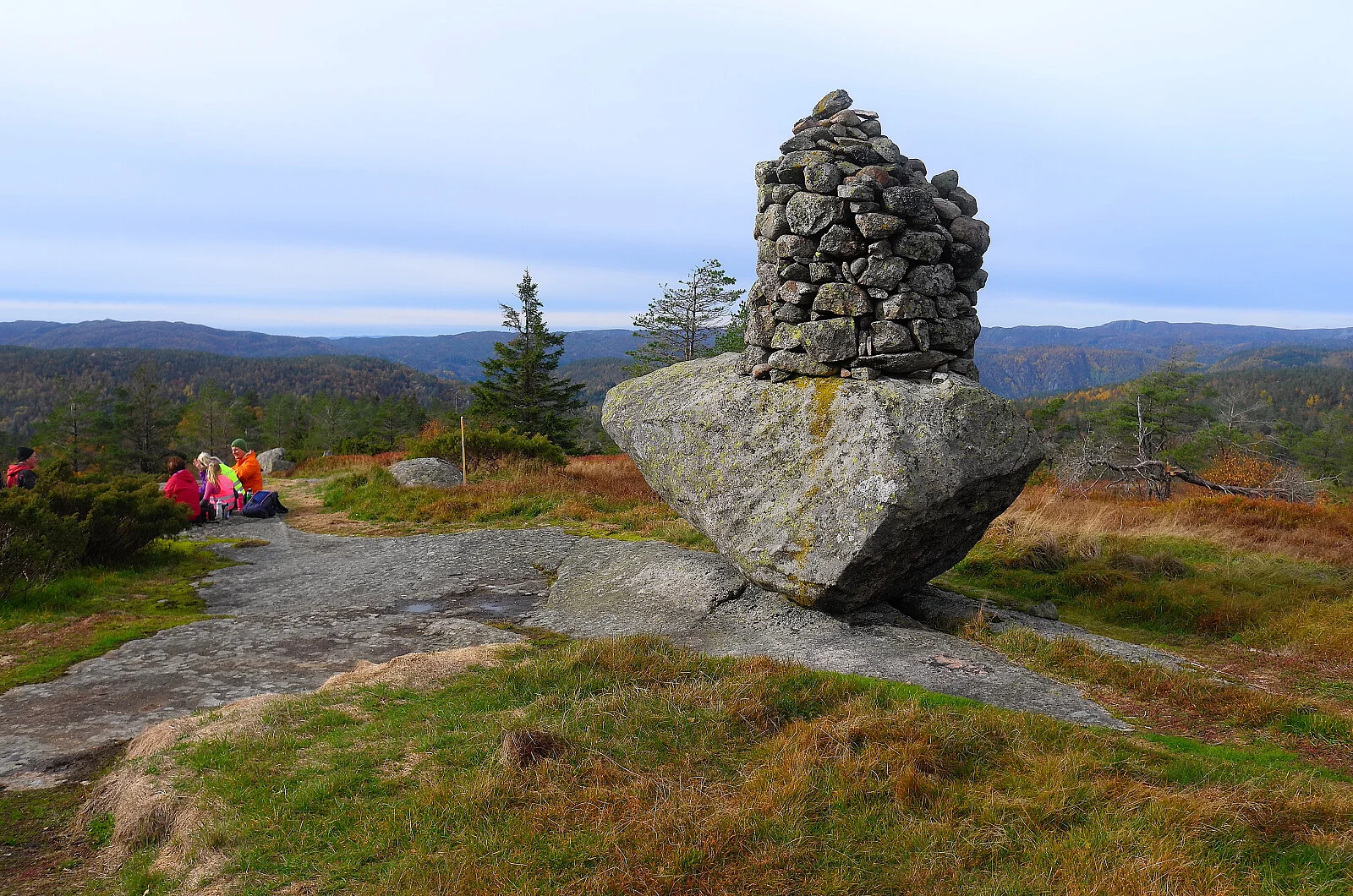 Blomliknuten (547 moh)