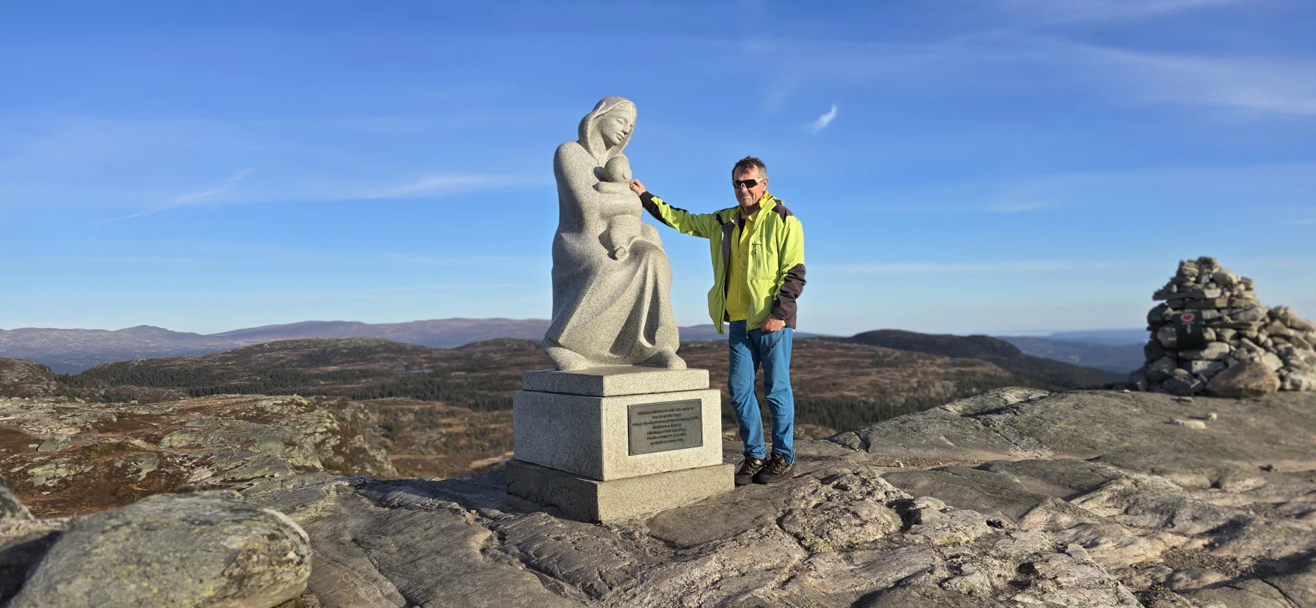 Madonnastatuen (1020 moh)