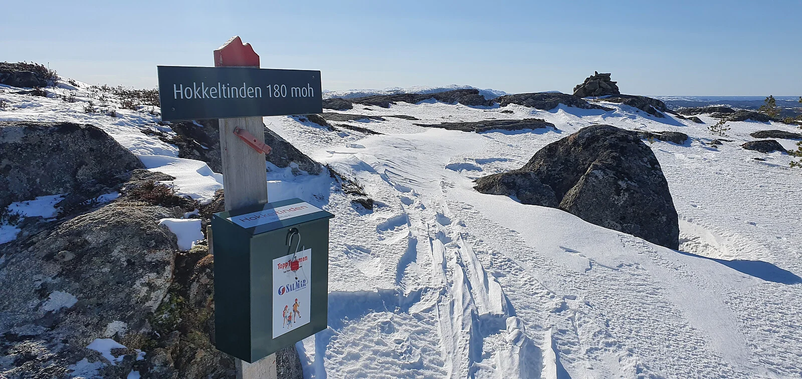 Hokkeltinden (180 moh)