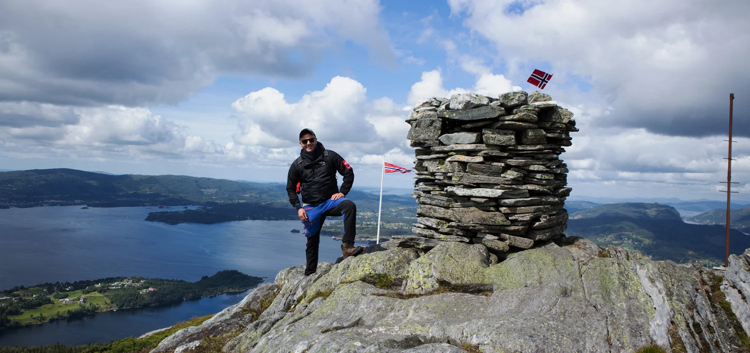 Fjelltur til Åsheimveten (477 moh) fra Fjordslottet Hotell
