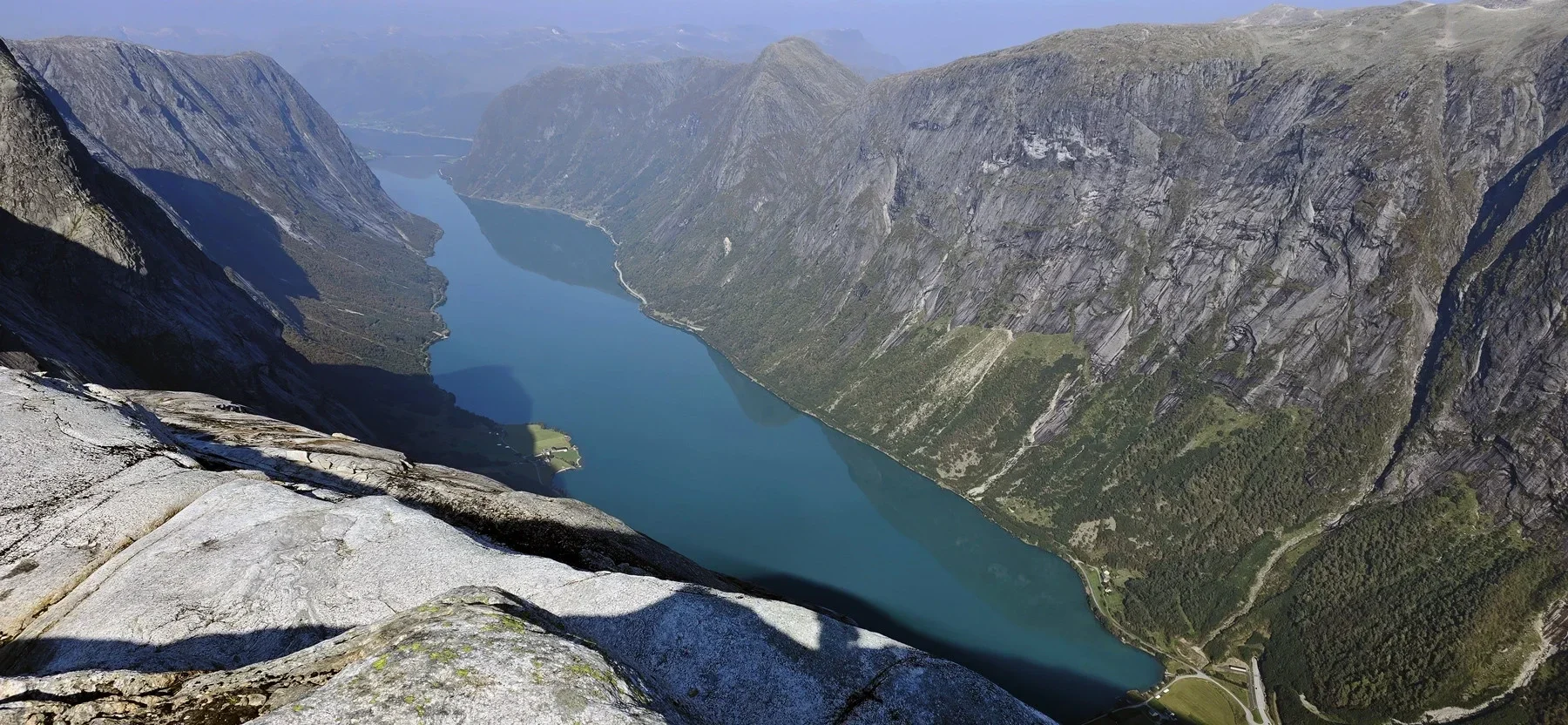 Fjelltur opp Lundeskaret til Tuva og Søgnesandsnipa (1548 moh)