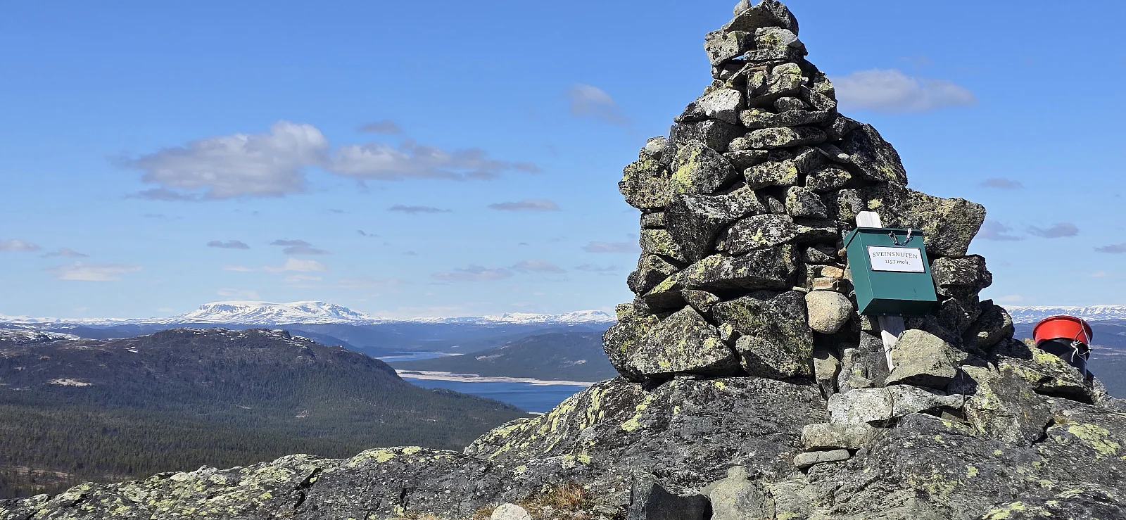Sveinsnuten (1157 moh)