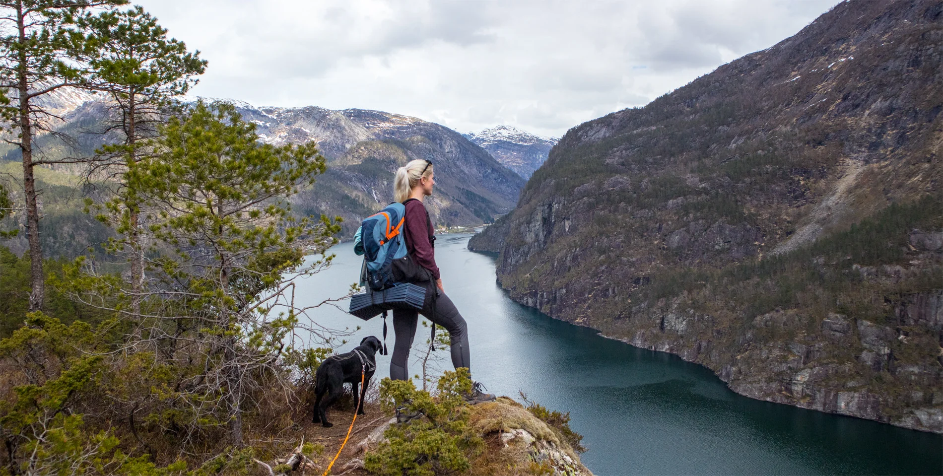 Slottet (192 moh) i Modalen