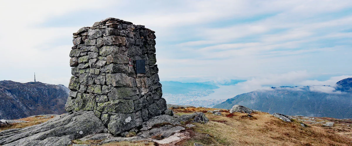 Menneskerettighetsvarden (662 moh) på Vidden