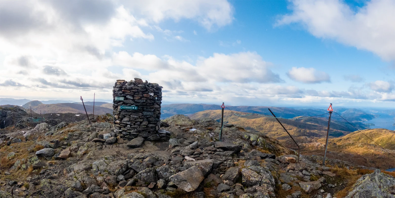 Gullfjelltoppen via Tjørndalen fra Osavatnet