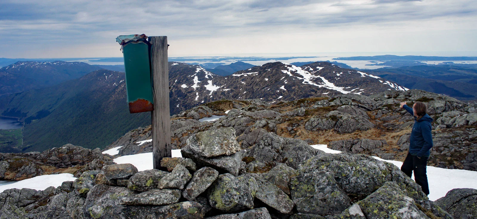 Svinningen (842 moh) fra Øvredalen