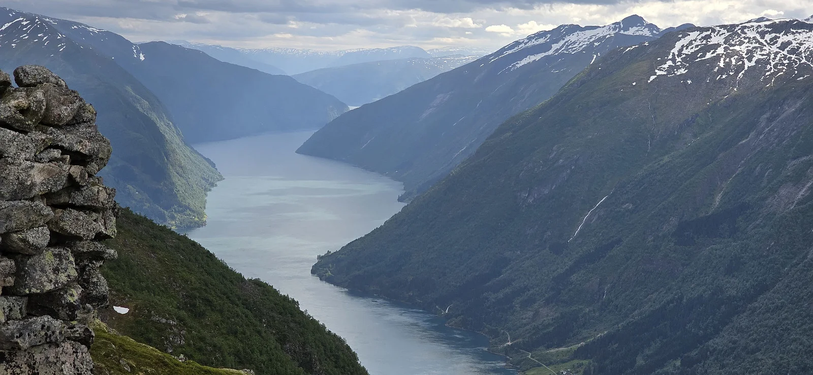 Middagshaugen (1030 moh) i Fjærland