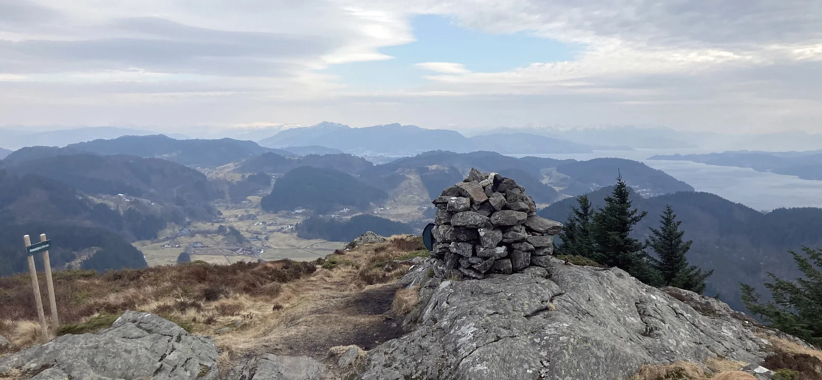 Fjelltur til Brakstadfjellet (318 moh) på Holsnøy
