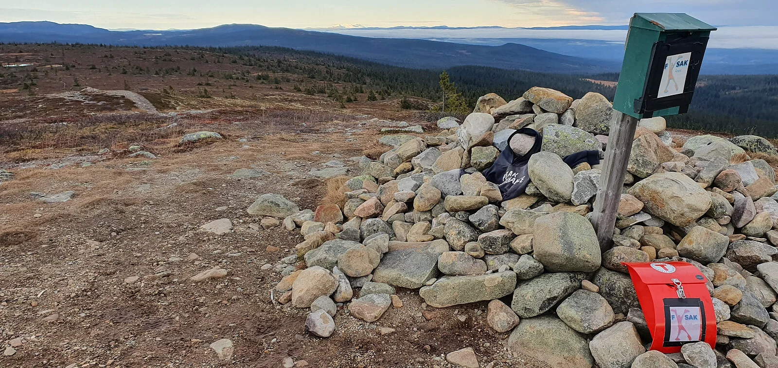 Hemmelfjellet (885 moh)
